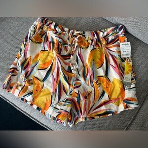 Floral linen shorts XL